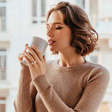 Load image into Gallery viewer, Egnaro Silicone Wedding Bands for Women, Inner Arc Ergonomic Breathable Design Womens Silicone Wedding Ring with Metal Plate, 4mm Width Rubber Wedding Bands Women with Metal Plate, No-Toxic,Skin Safe