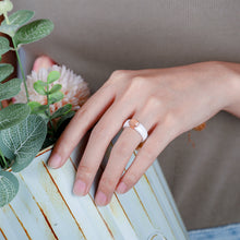 Load image into Gallery viewer, Egnaro Silicone Wedding Bands for Women, Inner Arc Ergonomic Breathable Design Womens Silicone Wedding Ring with Metal Plate, 4mm Width Rubber Wedding Bands Women with Metal Plate, No-Toxic,Skin Safe