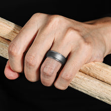 Load image into Gallery viewer, Egnaro Silicone Rings for Men 1/4/6 Multipack of Breathable Mens Silicone Rubber Wedding Rings Bands - Step Edge