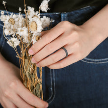 Load image into Gallery viewer, Egnaro Silicone Wedding Ring for Women,Seamless Thin and Stackble Braided Rubber Wedding Bands Rubber Rings for Women