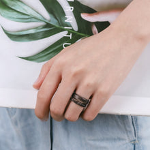 Load image into Gallery viewer, Egnaro Silicone Wedding Bands Women, Inner Arc Ergonomic Breathable Design Silicone Rubber Wedding Bands Rubber Rings for Women